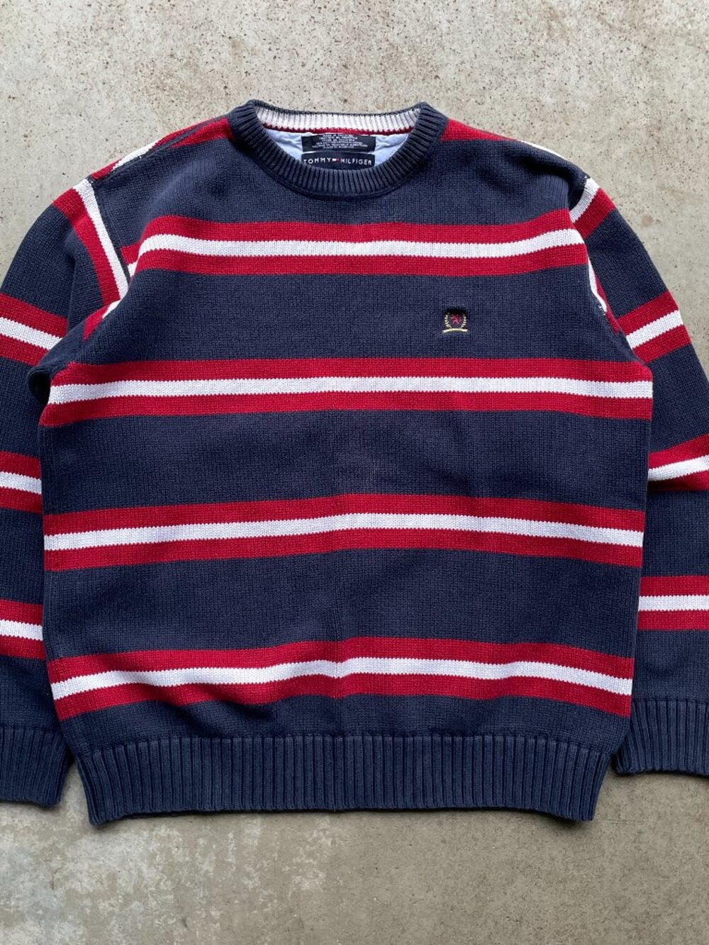 Tommy Hilfiger Striped Sweater Men’s XL Embroidered Crest Red Black
